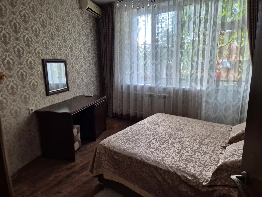 Номер Пансионат "Морские рифы", г. Анапа - стандарт с двуспальной кроватью